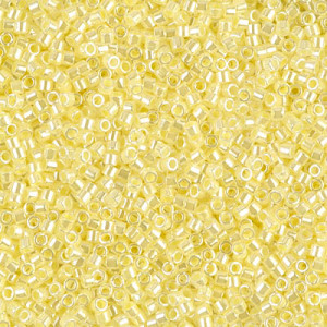 Delica 10/0 Lined Crystal/pale Yellow Luster-100 Gm Bag - DBM0232