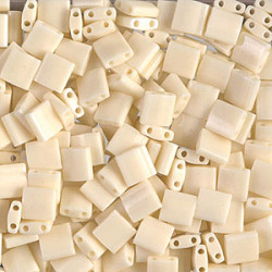 Tila Bead 5mm Ivory Pearl Ceylon Luster-50gm/bg - TL491