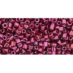 TOHO Cube 1,5mm Gold-Lustered Raspberry 250gr - TC-01-332 TOHO Cube 1,5mm Gold-Lustered Raspberry 250gr - TC-01-332