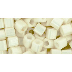 TOHO Cube 4mm Opaque-Lustered Navajo White 250gr - TC-04-122