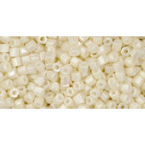 TOHO Hexagon 11/0 Opaque-Lustered Navajo White 250gr - TH-11-122