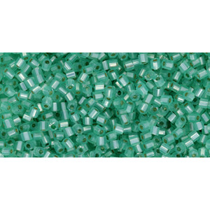 TOHO Hexagon 11/0 Silver-Lined Milky Lt Peridot 250gr - TH-11-2118