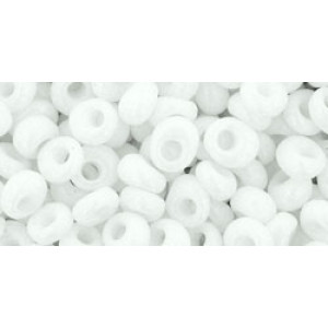 TOHO Magatama 4mm Opaque White 250gr - TM-04-41