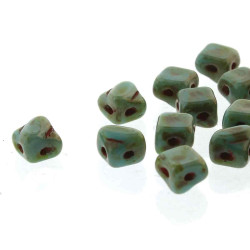 2 Hole Silky 5mm Blue Trav 40Bd/St 6St/Bg