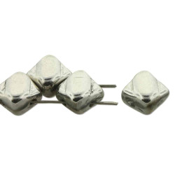 2 Hole Silky 6mm Crys Fll Labrador -40Bds/St-6St/Bg